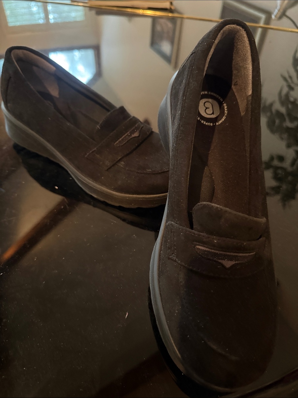 Comfort Slip-On Loafers in Black BZees